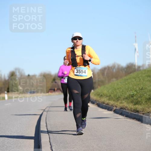 06.04.2025 - 44. Internationalen Wilhelmsburger Insellauf Jannik Wohlers http://msf.ph/oto/7617789 06.04.2025 09:44:59 Laufen 3554 meine-sportfotos.de