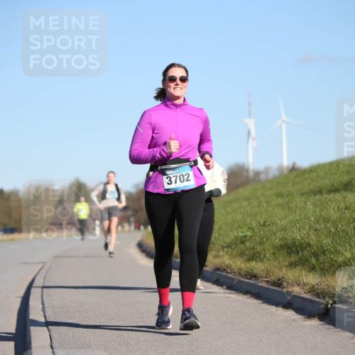 06.04.2025 - 44. Internationalen Wilhelmsburger Insellauf Jannik Wohlers http://msf.ph/oto/7617802 06.04.2025 09:45:04 Laufen 3702 meine-sportfotos.de