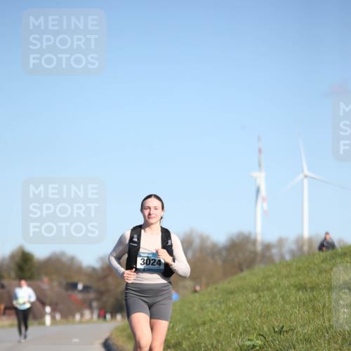 06.04.2025 - 44. Internationalen Wilhelmsburger Insellauf Jannik Wohlers http://msf.ph/oto/7617830 06.04.2025 09:45:09 Laufen 3024 meine-sportfotos.de