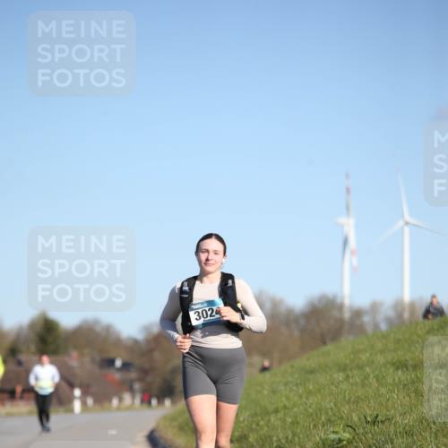 06.04.2025 - 44. Internationalen Wilhelmsburger Insellauf Jannik Wohlers http://msf.ph/oto/7617834 06.04.2025 09:45:09 Laufen 3024 meine-sportfotos.de