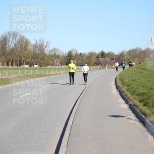 06.04.2025 - 44. Internationalen Wilhelmsburger Insellauf Jannik Wohlers http://msf.ph/oto/7617850 06.04.2025 09:45:17 Laufen  meine-sportfotos.de