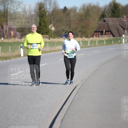 06.04.2025 - 44. Internationalen Wilhelmsburger Insellauf Jannik Wohlers http://msf.ph/oto/7617851 06.04.2025 09:45:18 Laufen 3649, 3648 meine-sportfotos.de