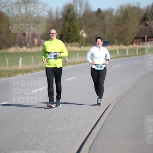 06.04.2025 - 44. Internationalen Wilhelmsburger Insellauf Jannik Wohlers http://msf.ph/oto/7617861 06.04.2025 09:45:19 Laufen 3649, 3648 meine-sportfotos.de