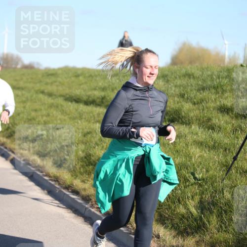 06.04.2025 - 44. Internationalen Wilhelmsburger Insellauf Jannik Wohlers http://msf.ph/oto/7617939 06.04.2025 09:45:46 Laufen 3633 meine-sportfotos.de