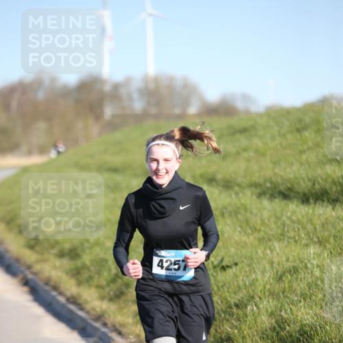 06.04.2025 - 44. Internationalen Wilhelmsburger Insellauf Jannik Wohlers http://msf.ph/oto/7618032 06.04.2025 09:46:00 Laufen 4257 meine-sportfotos.de
