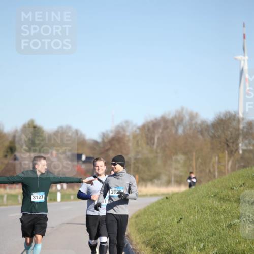 06.04.2025 - 44. Internationalen Wilhelmsburger Insellauf Jannik Wohlers http://msf.ph/oto/7618044 06.04.2025 09:46:02 Laufen 3129, 3127 meine-sportfotos.de