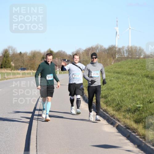 06.04.2025 - 44. Internationalen Wilhelmsburger Insellauf Jannik Wohlers http://msf.ph/oto/7618109 06.04.2025 09:46:08 Laufen 3127, 3131, 3128 meine-sportfotos.de