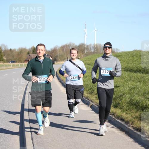 06.04.2025 - 44. Internationalen Wilhelmsburger Insellauf Jannik Wohlers http://msf.ph/oto/7618123 06.04.2025 09:46:10 Laufen 3127, 3131, 312 meine-sportfotos.de