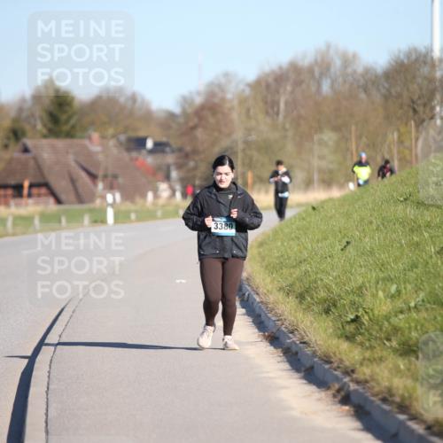 06.04.2025 - 44. Internationalen Wilhelmsburger Insellauf Jannik Wohlers http://msf.ph/oto/7618140 06.04.2025 09:46:15 Laufen 3380 meine-sportfotos.de
