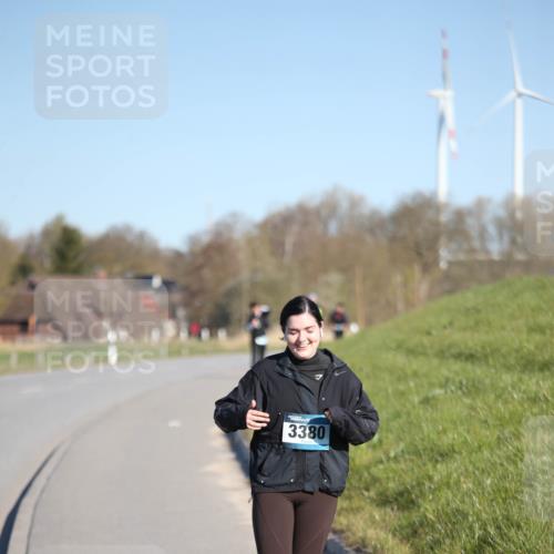 06.04.2025 - 44. Internationalen Wilhelmsburger Insellauf Jannik Wohlers http://msf.ph/oto/7618159 06.04.2025 09:46:21 Laufen 3380 meine-sportfotos.de