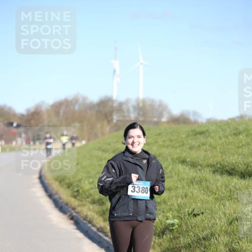 06.04.2025 - 44. Internationalen Wilhelmsburger Insellauf Jannik Wohlers http://msf.ph/oto/7618181 06.04.2025 09:46:23 Laufen 3380 meine-sportfotos.de