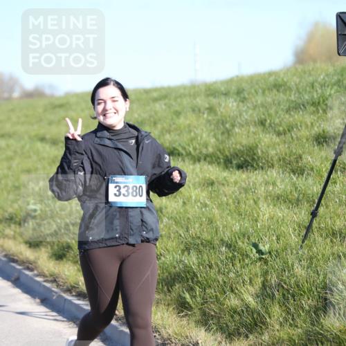 06.04.2025 - 44. Internationalen Wilhelmsburger Insellauf Jannik Wohlers http://msf.ph/oto/7618188 06.04.2025 09:46:24 Laufen 3380 meine-sportfotos.de