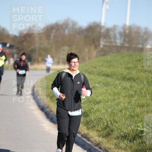 06.04.2025 - 44. Internationalen Wilhelmsburger Insellauf Jannik Wohlers http://msf.ph/oto/7618209 06.04.2025 09:46:48 Laufen  meine-sportfotos.de