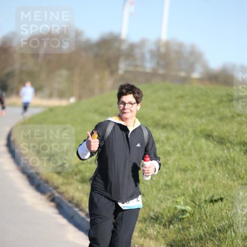06.04.2025 - 44. Internationalen Wilhelmsburger Insellauf Jannik Wohlers http://msf.ph/oto/7618219 06.04.2025 09:46:49 Laufen  meine-sportfotos.de