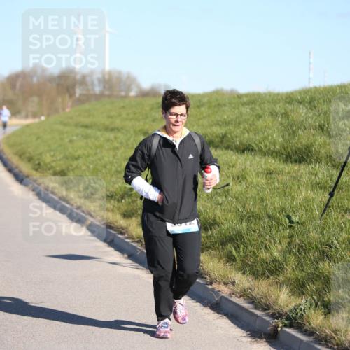 06.04.2025 - 44. Internationalen Wilhelmsburger Insellauf Jannik Wohlers http://msf.ph/oto/7618238 06.04.2025 09:46:51 Laufen  meine-sportfotos.de