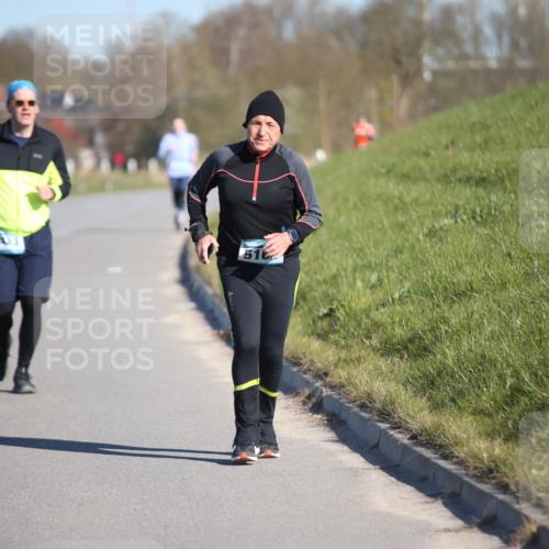 06.04.2025 - 44. Internationalen Wilhelmsburger Insellauf Jannik Wohlers http://msf.ph/oto/7618252 06.04.2025 09:46:57 Laufen 3423, 516 meine-sportfotos.de