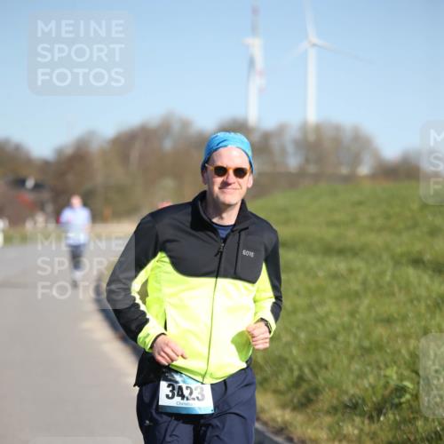 06.04.2025 - 44. Internationalen Wilhelmsburger Insellauf Jannik Wohlers http://msf.ph/oto/7618306 06.04.2025 09:47:04 Laufen 3423 meine-sportfotos.de