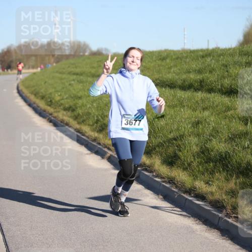 06.04.2025 - 44. Internationalen Wilhelmsburger Insellauf Jannik Wohlers http://msf.ph/oto/7618350 06.04.2025 09:47:20 Laufen 3677 meine-sportfotos.de