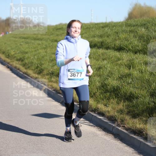 06.04.2025 - 44. Internationalen Wilhelmsburger Insellauf Jannik Wohlers http://msf.ph/oto/7618359 06.04.2025 09:47:20 Laufen 3677 meine-sportfotos.de