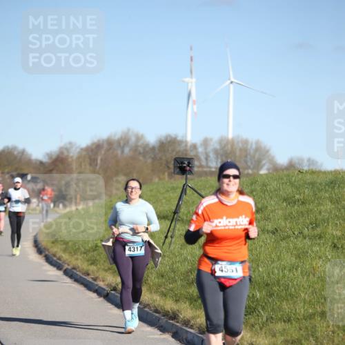 06.04.2025 - 44. Internationalen Wilhelmsburger Insellauf Jannik Wohlers http://msf.ph/oto/7618393 06.04.2025 09:48:18 Laufen 4317, 4551 meine-sportfotos.de