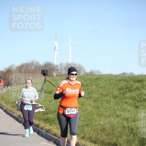 06.04.2025 - 44. Internationalen Wilhelmsburger Insellauf Jannik Wohlers http://msf.ph/oto/7618400 06.04.2025 09:48:19 Laufen 4317, 4551 meine-sportfotos.de