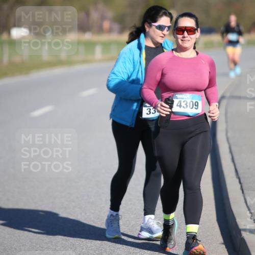06.04.2025 - 44. Internationalen Wilhelmsburger Insellauf Jannik Wohlers http://msf.ph/oto/7618432 06.04.2025 09:48:23 Laufen 33, 4309 meine-sportfotos.de