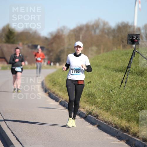 06.04.2025 - 44. Internationalen Wilhelmsburger Insellauf Jannik Wohlers http://msf.ph/oto/7618470 06.04.2025 09:48:27 Laufen 3180 meine-sportfotos.de