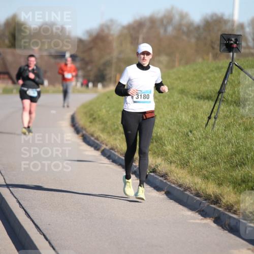 06.04.2025 - 44. Internationalen Wilhelmsburger Insellauf Jannik Wohlers http://msf.ph/oto/7618481 06.04.2025 09:48:27 Laufen 3180 meine-sportfotos.de