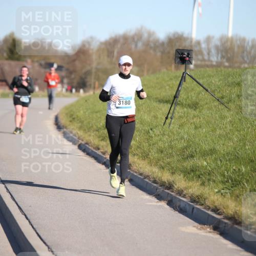06.04.2025 - 44. Internationalen Wilhelmsburger Insellauf Jannik Wohlers http://msf.ph/oto/7618489 06.04.2025 09:48:28 Laufen 3180 meine-sportfotos.de