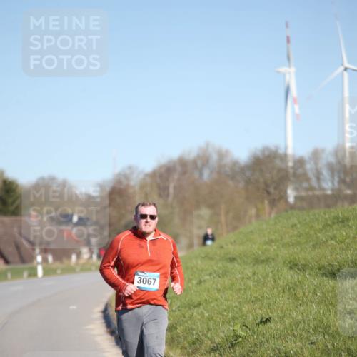 06.04.2025 - 44. Internationalen Wilhelmsburger Insellauf Jannik Wohlers http://msf.ph/oto/7618597 06.04.2025 09:48:48 Laufen 3067 meine-sportfotos.de