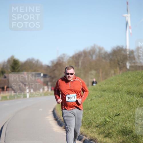 06.04.2025 - 44. Internationalen Wilhelmsburger Insellauf Jannik Wohlers http://msf.ph/oto/7618606 06.04.2025 09:48:49 Laufen 3067 meine-sportfotos.de