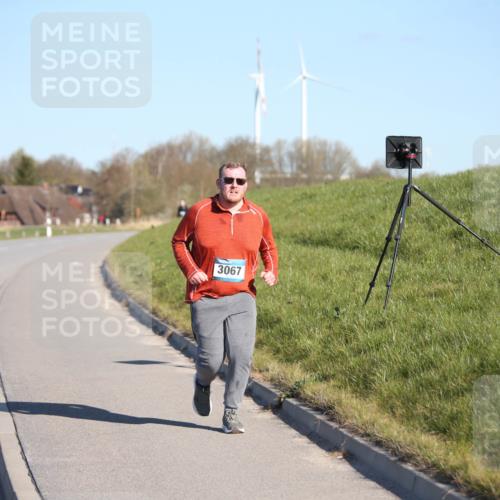 06.04.2025 - 44. Internationalen Wilhelmsburger Insellauf Jannik Wohlers http://msf.ph/oto/7618610 06.04.2025 09:48:51 Laufen 3067 meine-sportfotos.de