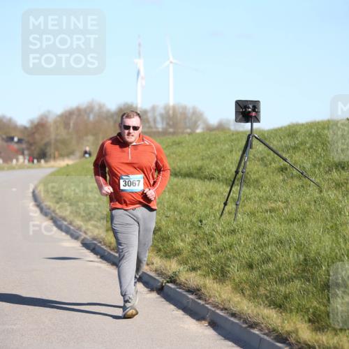 06.04.2025 - 44. Internationalen Wilhelmsburger Insellauf Jannik Wohlers http://msf.ph/oto/7618615 06.04.2025 09:48:51 Laufen 3067 meine-sportfotos.de