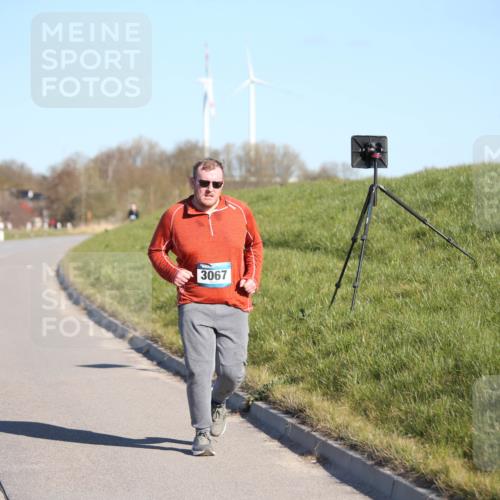06.04.2025 - 44. Internationalen Wilhelmsburger Insellauf Jannik Wohlers http://msf.ph/oto/7618617 06.04.2025 09:48:51 Laufen 3067 meine-sportfotos.de