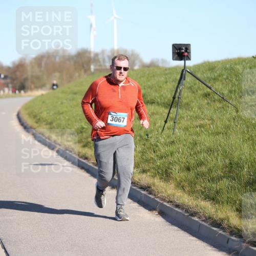 06.04.2025 - 44. Internationalen Wilhelmsburger Insellauf Jannik Wohlers http://msf.ph/oto/7618630 06.04.2025 09:48:51 Laufen 3067 meine-sportfotos.de