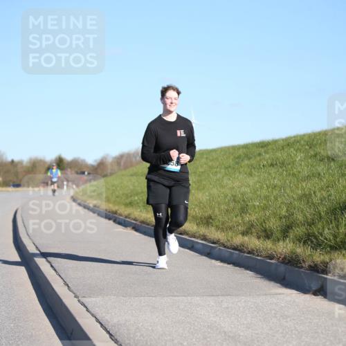 06.04.2025 - 44. Internationalen Wilhelmsburger Insellauf Jannik Wohlers http://msf.ph/oto/7618654 06.04.2025 09:49:40 Laufen  meine-sportfotos.de