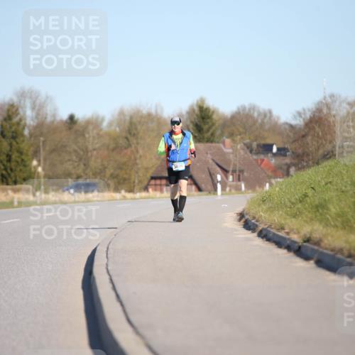 06.04.2025 - 44. Internationalen Wilhelmsburger Insellauf Jannik Wohlers http://msf.ph/oto/7618671 06.04.2025 09:49:44 Laufen 3036 meine-sportfotos.de
