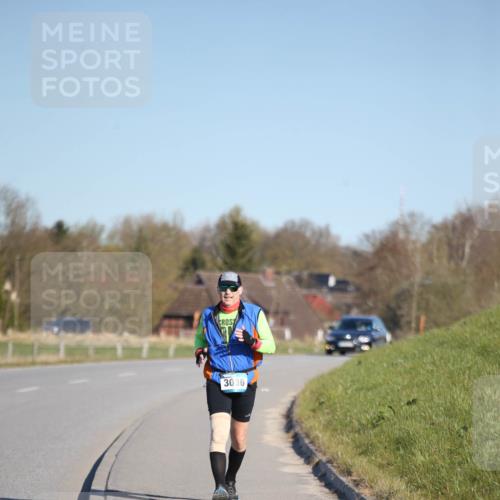 06.04.2025 - 44. Internationalen Wilhelmsburger Insellauf Jannik Wohlers http://msf.ph/oto/7618690 06.04.2025 09:49:51 Laufen 3036 meine-sportfotos.de