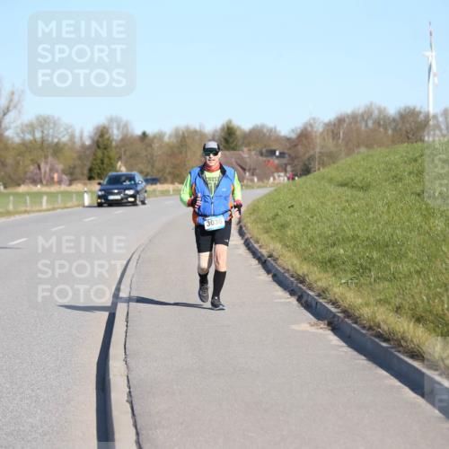 06.04.2025 - 44. Internationalen Wilhelmsburger Insellauf Jannik Wohlers http://msf.ph/oto/7618698 06.04.2025 09:49:55 Laufen 3036 meine-sportfotos.de