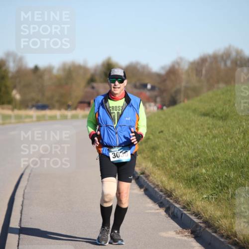 06.04.2025 - 44. Internationalen Wilhelmsburger Insellauf Jannik Wohlers http://msf.ph/oto/7618707 06.04.2025 09:49:57 Laufen 30 meine-sportfotos.de