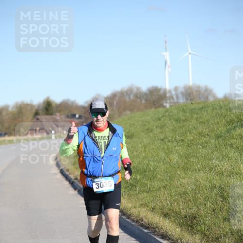 06.04.2025 - 44. Internationalen Wilhelmsburger Insellauf Jannik Wohlers http://msf.ph/oto/7618730 06.04.2025 09:49:59 Laufen 3036 meine-sportfotos.de