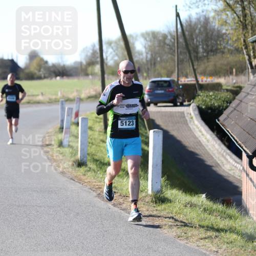 06.04.2025 - 44. Internationalen Wilhelmsburger Insellauf Jannik Wohlers http://msf.ph/oto/7618874 06.04.2025 09:57:54 Laufen 4500, 5123 meine-sportfotos.de