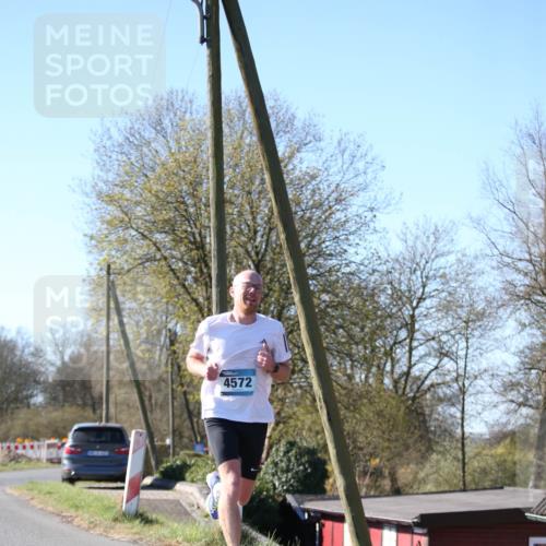 06.04.2025 - 44. Internationalen Wilhelmsburger Insellauf Jannik Wohlers http://msf.ph/oto/7619033 06.04.2025 10:00:00 Laufen 4572 meine-sportfotos.de