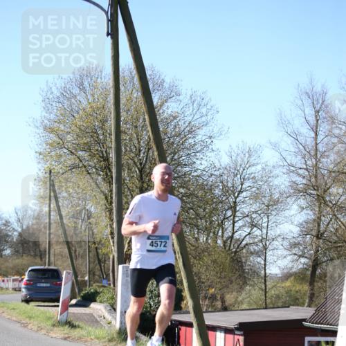06.04.2025 - 44. Internationalen Wilhelmsburger Insellauf Jannik Wohlers http://msf.ph/oto/7619038 06.04.2025 10:00:00 Laufen 4572 meine-sportfotos.de