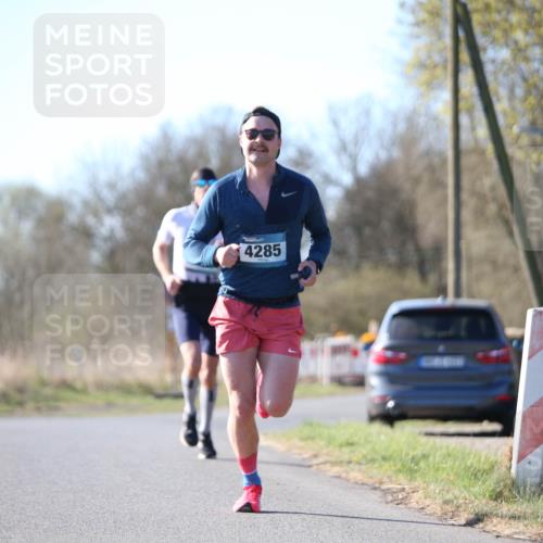 06.04.2025 - 44. Internationalen Wilhelmsburger Insellauf Jannik Wohlers http://msf.ph/oto/7619064 06.04.2025 10:00:30 Laufen 4285 meine-sportfotos.de