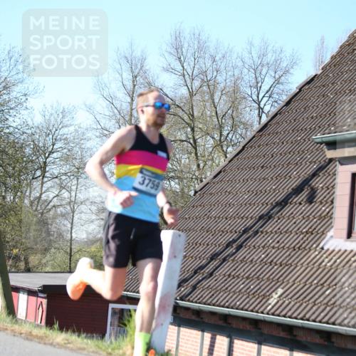 06.04.2025 - 44. Internationalen Wilhelmsburger Insellauf Jannik Wohlers http://msf.ph/oto/7619138 06.04.2025 10:00:44 Laufen 3759 meine-sportfotos.de