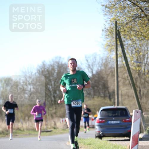 06.04.2025 - 44. Internationalen Wilhelmsburger Insellauf Jannik Wohlers http://msf.ph/oto/7619344 06.04.2025 10:01:58 Laufen 3080 meine-sportfotos.de