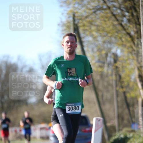 06.04.2025 - 44. Internationalen Wilhelmsburger Insellauf Jannik Wohlers http://msf.ph/oto/7619357 06.04.2025 10:01:59 Laufen 3080 meine-sportfotos.de