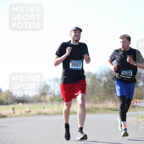 06.04.2025 - 44. Internationalen Wilhelmsburger Insellauf Jannik Wohlers http://msf.ph/oto/7619461 06.04.2025 10:02:09 Laufen 3557, 3599 meine-sportfotos.de