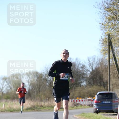 06.04.2025 - 44. Internationalen Wilhelmsburger Insellauf Jannik Wohlers http://msf.ph/oto/7619867 06.04.2025 10:04:35 Laufen 230 meine-sportfotos.de